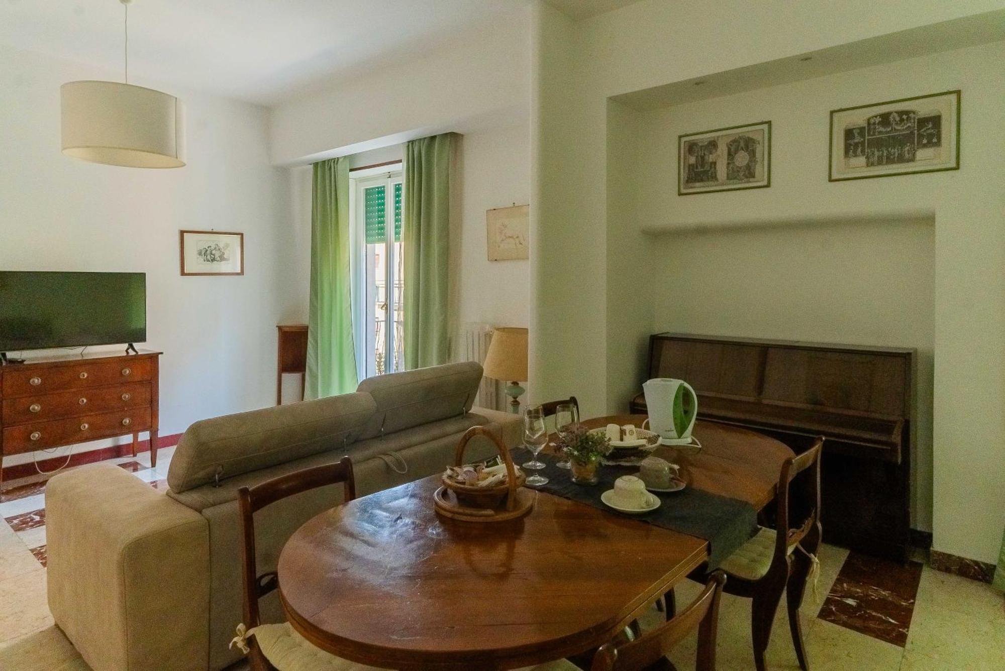 Apartment Bausan 12 Rom